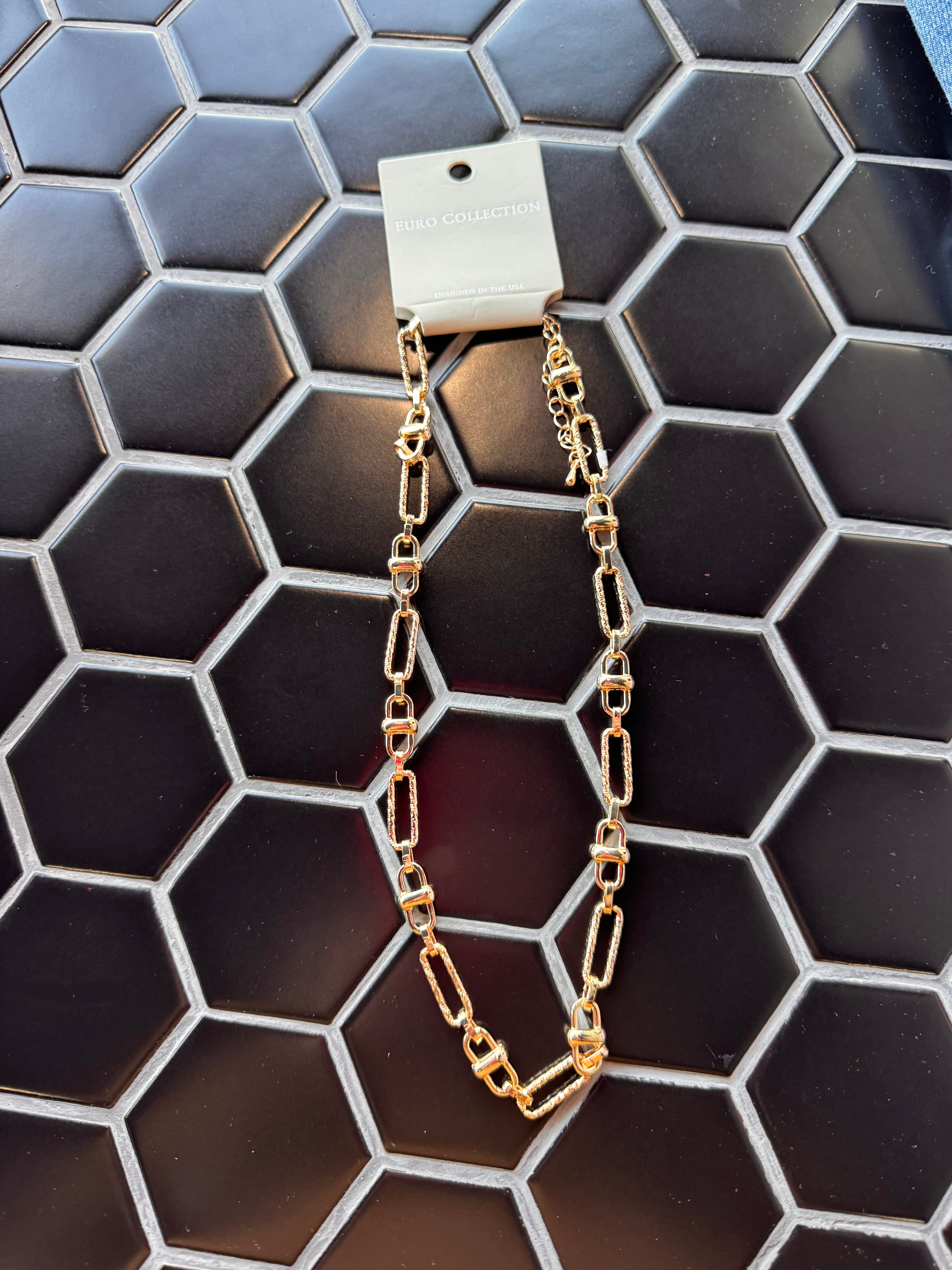 Texture Gold Necklace