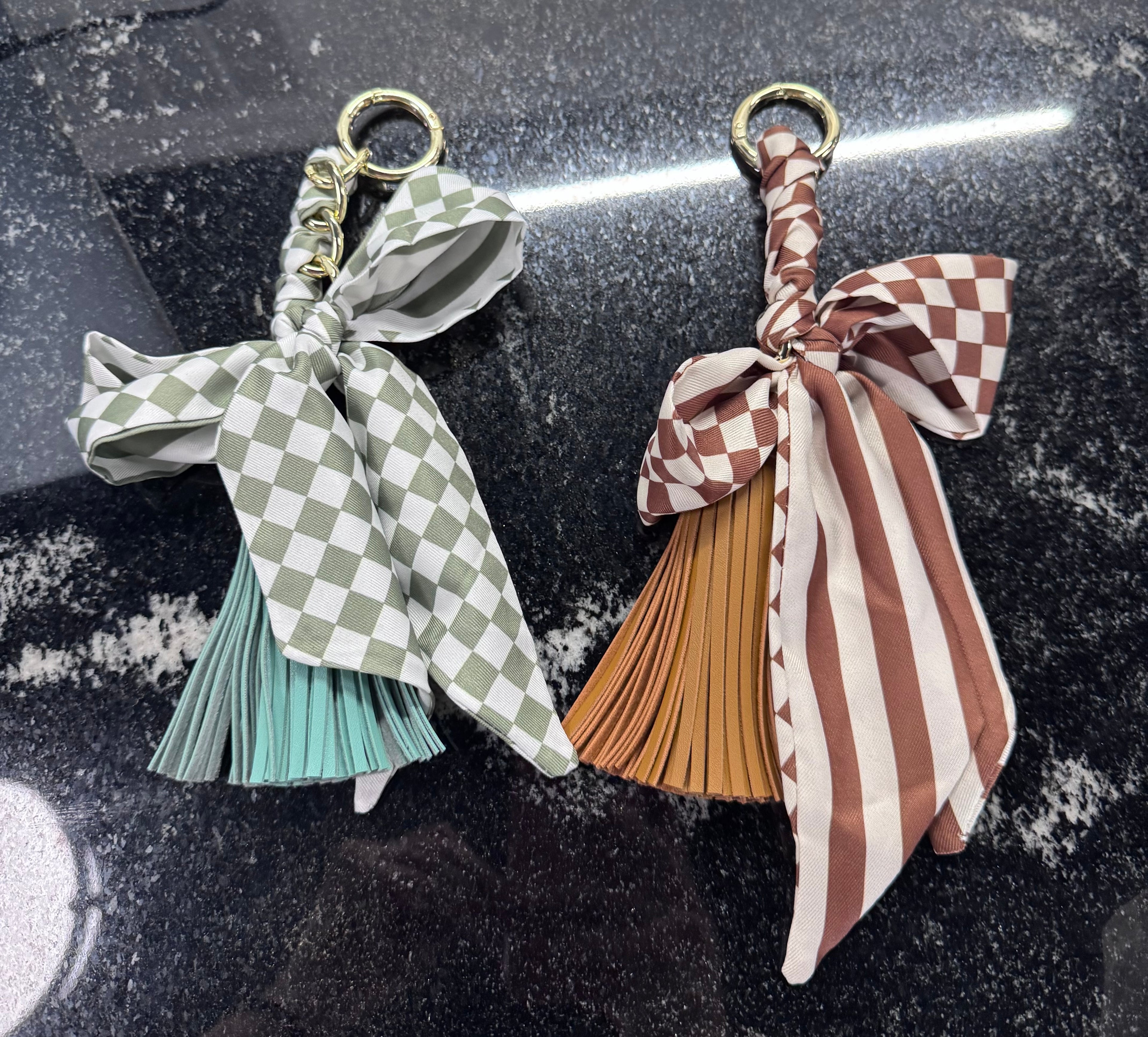 Checkered Print Bow Key Chain