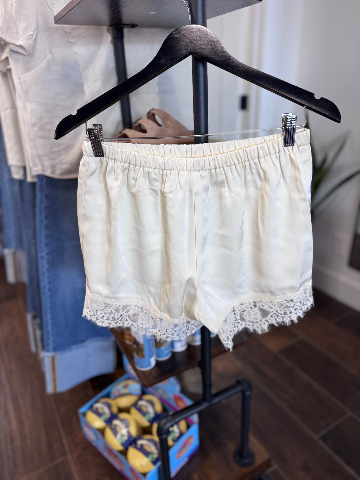 Kiki Cream Lace Trim Shorts